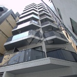 ログ三田駅前