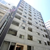 ラベール三越前
